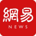 赛事奖杯与竞技氛围配图